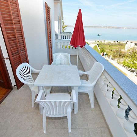 ורסי Apartments Beach מראה חיצוני תמונה