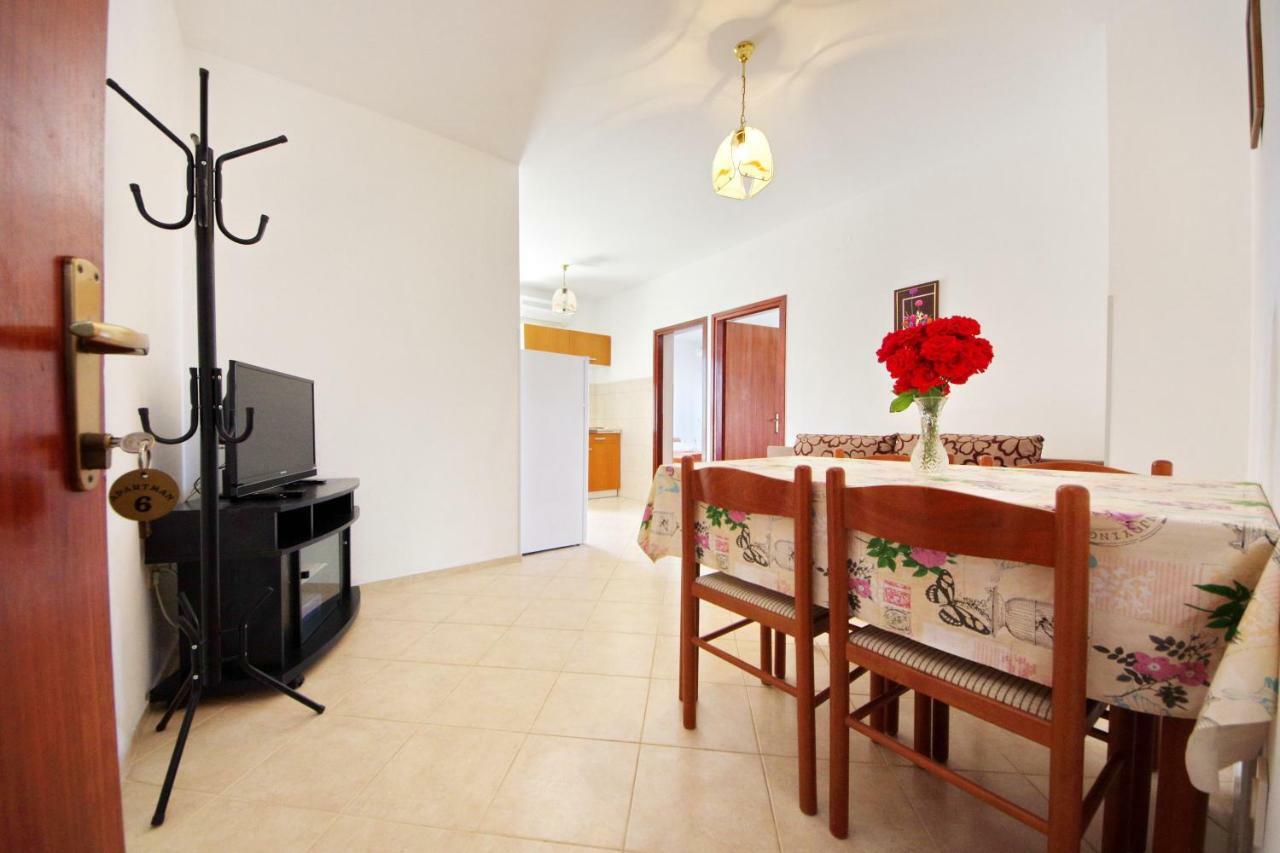 ורסי Apartments Beach מראה חיצוני תמונה