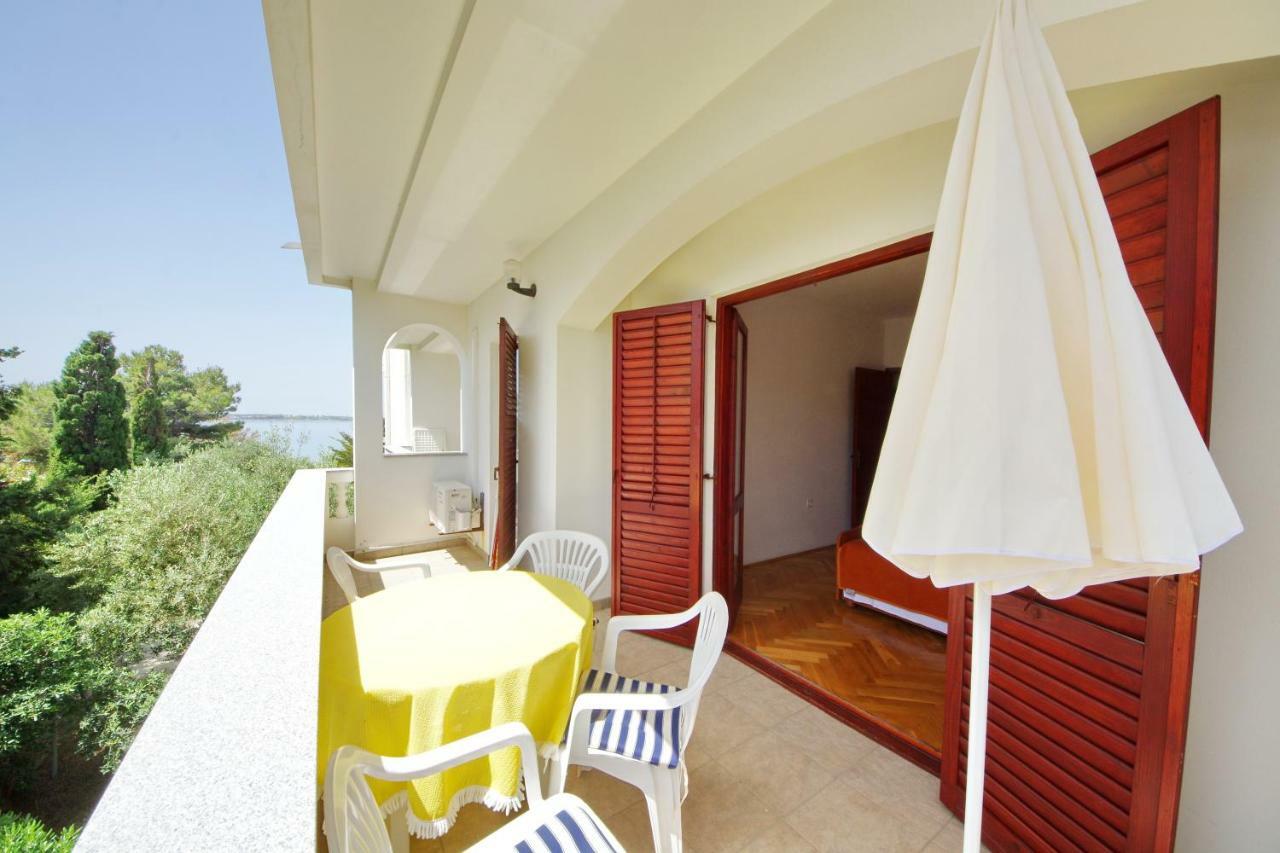 ורסי Apartments Beach מראה חיצוני תמונה