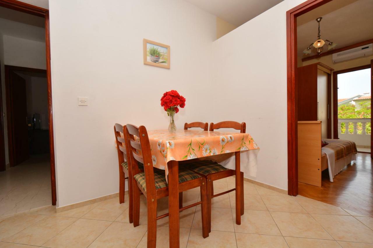 ורסי Apartments Beach מראה חיצוני תמונה