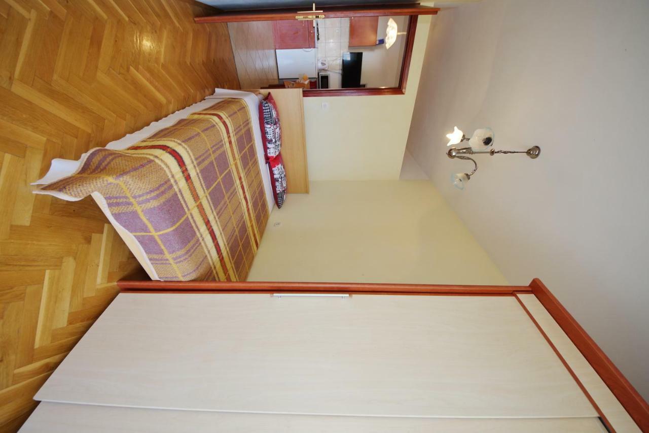 ורסי Apartments Beach מראה חיצוני תמונה